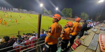 Protección Civil mantuvo dispositivo de seguridad durante el partido entre Águila y Firpo, que terminó con victoria migueleña