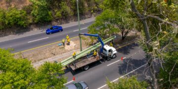 Gobierno expande red de iluminación vial en principales corredores del país