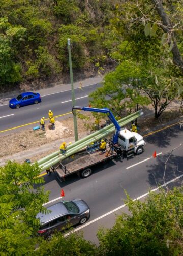 Gobierno expande red de iluminación vial en principales corredores del país