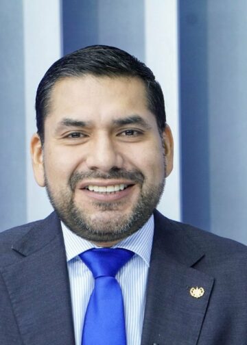 Francisco Lira defiende a ARENA y afirma que el partido “no ha robado”
