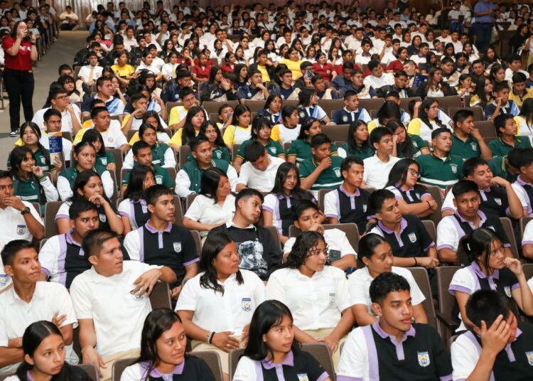 Más de 3,000 estudiantes participan en jornada educativa impulsada por Integración