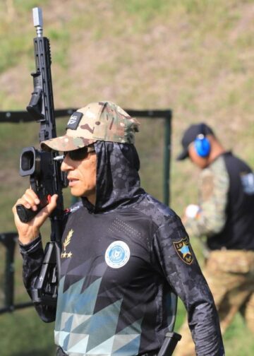 Ministro de Defensa participa en copa internacional por aniversario de la Fuerza Armada