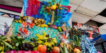 Mercados Municipales ya están listos para la celebración del día de la cruz en San Salvador