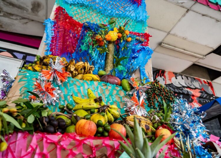 Mercados Municipales ya están listos para la celebración del día de la cruz en San Salvador