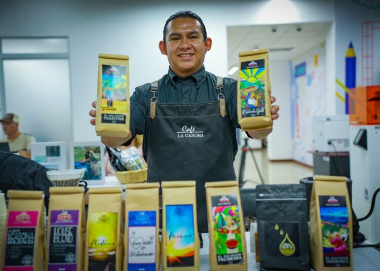 El café salvadoreño fortalece su presencia internacional con apoyo a las MYPES