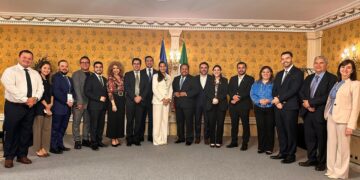 El Salvador fortalece relaciones comerciales y de inversión con Italia durante encuentro en Roma