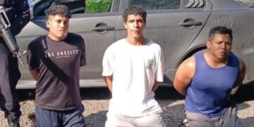 Capturan a tres hombres por presunto narcotráfico durante operativo en Santa Ana