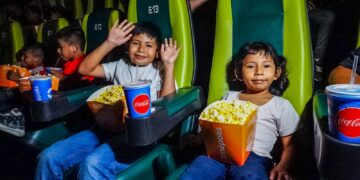 Más de 100 niños disfrutan jornada recreativa de “Vamos al Cine” junto a Mario Durán