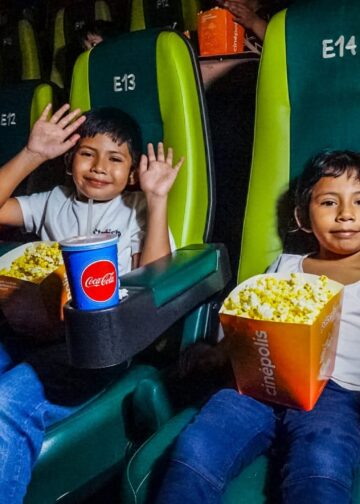 Más de 100 niños disfrutan jornada recreativa de “Vamos al Cine” junto a Mario Durán
