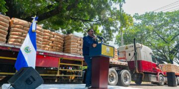 Alcaldía de Santa Ana Centro entrega materiales de construcción a 21 comunidades para obras comunitarias