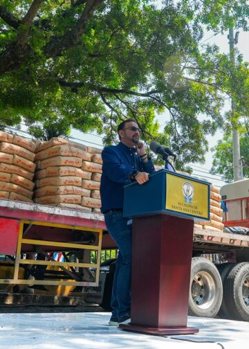 Alcaldía de Santa Ana Centro entrega materiales de construcción a 21 comunidades para obras comunitarias