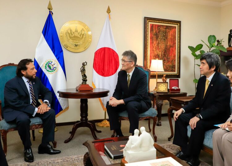 El Salvador y Japón fortalecen lazos de cooperación bilateral