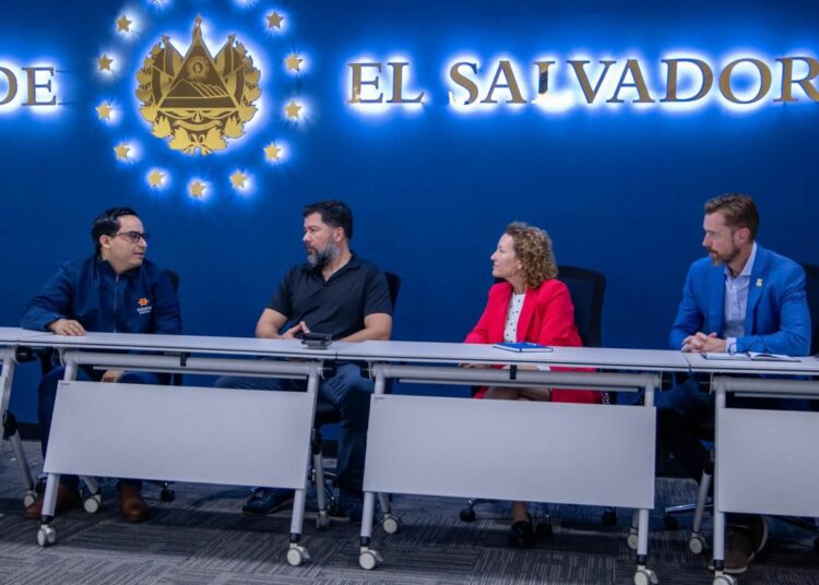 Aduanas de El Salvador fortalece cooperación técnica con Estados Unidos