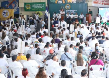 Ministro de Trabajo destaca masiva participación en conmemoración del día del trabajo