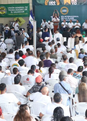 Ministro de Trabajo destaca masiva participación en conmemoración del día del trabajo