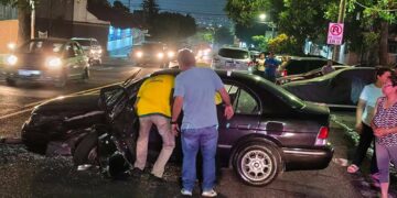 Varias personas resultan lesionadas tras accidente en Lomas de San Francisco