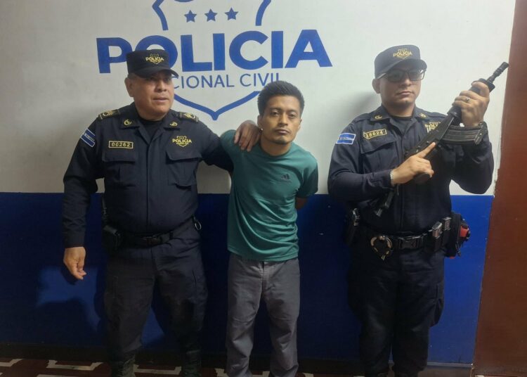Capturan a alias “Bleider” miembro de la 18R en Cuscatlán Norte