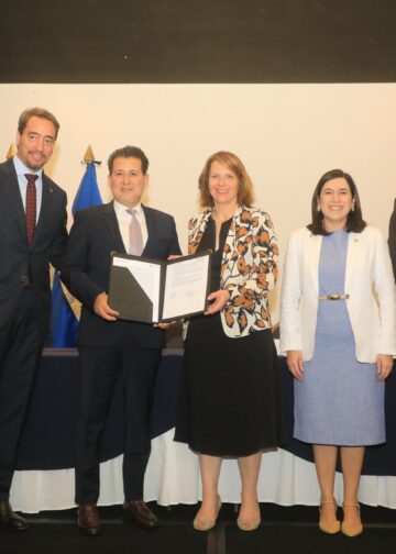 Aerocluster y Expertise France impulsan oportunidades laborales para jóvenes