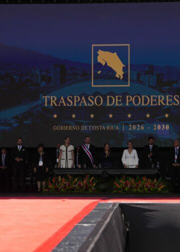 Vicepresidente Ulloa asiste a investidura presidencial de Laura Fernández en Costa Rica