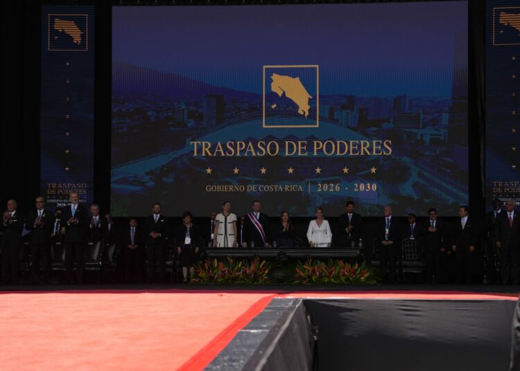 Vicepresidente Ulloa asiste a investidura presidencial de Laura Fernández en Costa Rica