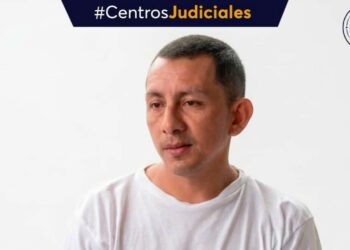 Procesado por feminicidio agravado seguirá detenido mientras avanza a juicio en San Salvador