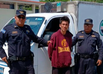 Detienen a hombre acusado de hurtar vehículo de empresa repartidora en San Salvador