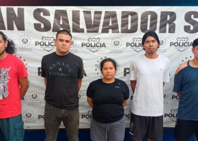 Cinco personas detenidas tras riña callejera en colonia Las Brisas de San Marcos