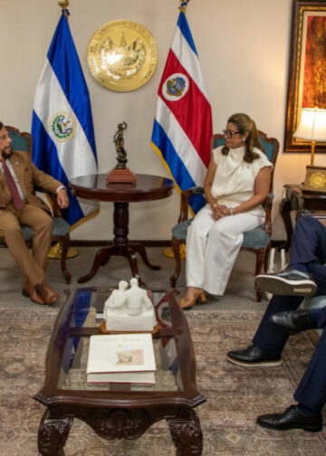 Costa Rica y El Salvador fortalecen cooperación bilateral en seguridad y desarrollo económico