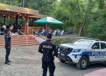 PNC resguarda jornadas de Agro Mercados en Santa Ana, La Paz y Morazán