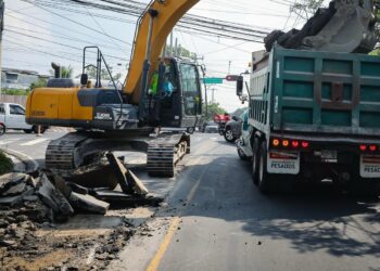Instalan válvulas de control en Ilopango para optimizar distribución de agua en zona oriental de San Salvador