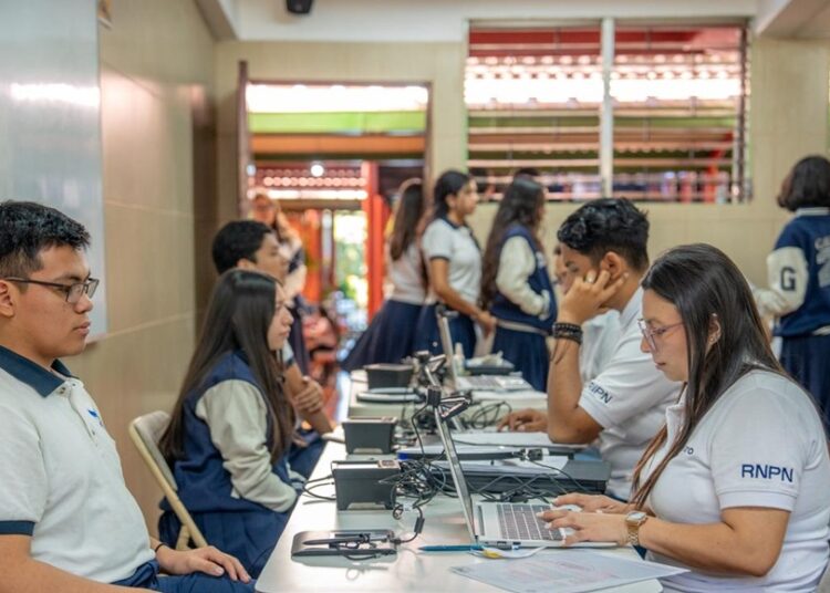 TSE habilita preenrolamiento para jóvenes que votarán por primera vez en 2027