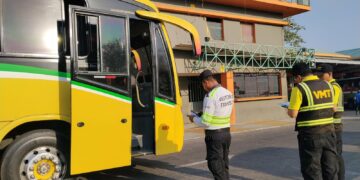 Ruta 373 es sancionada por cobrar pasaje arriba de la tarifa autorizada