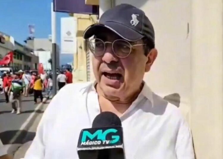 FMLN pone sus ojos en Ronal Umaña como posible candidato presidencial en El Salvador