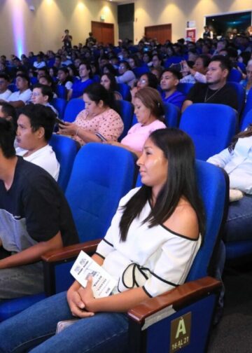 Cancillería destaca oportunidades de becas y liderazgo juvenil en foro de innovación social