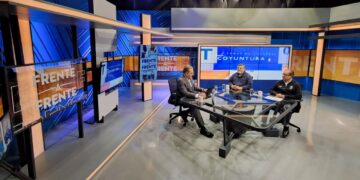 Comerciantes reciben acompañamiento durante proceso de reordenamiento en el Centro Histórico