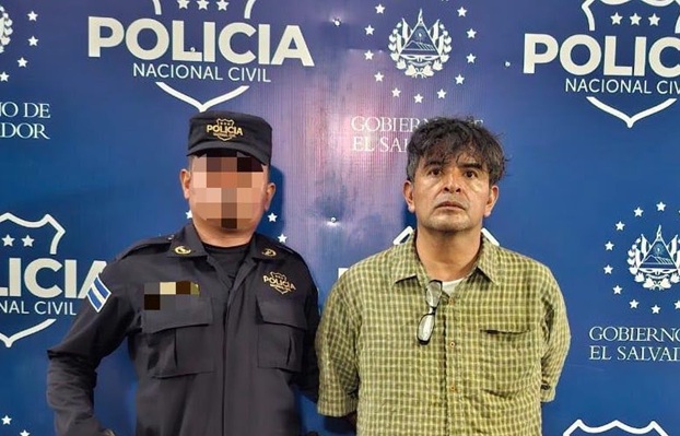Capturan a hombre acusado de acoso sexual en microbús de la ruta 42B en flagrancia
