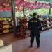 Seguridad y orden acompañan jornada de compras en agromercado de El Congo