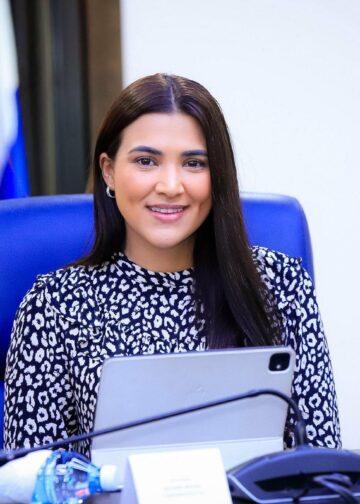 Alexia Rivas destaca iniciativas aprobadas en favor de vivienda y desarrollo social durante plenaria