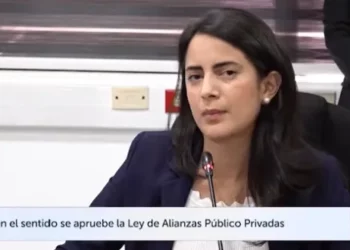 Propuesta de reducir el IVA a la mitad despierta dudas por su impacto en las finanzas públicas
