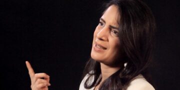 Críticas de Claudia Ortiz contrastan con baja convocatoria de VAMOS en marcha del 1 de mayo