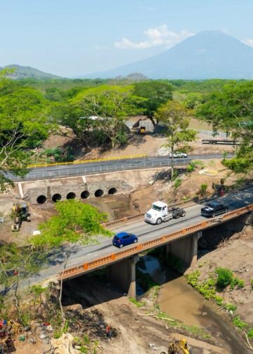 Nuevo puente El Rebalse mejorará el tránsito y reforzará la seguridad en la carretera Panamericana de San Miguel
