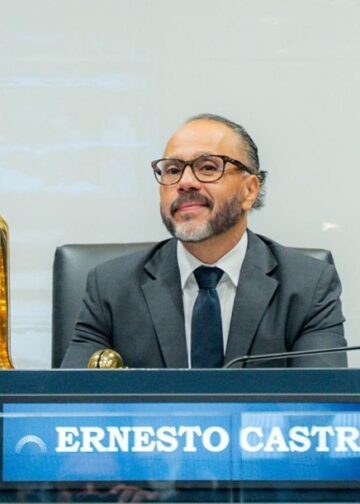 Ernesto Castro defiende reforma para la diáspora y rechaza tergiversación sobre sus declaraciones