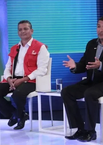 FMLN denuncia crisis económica y llama a marchar mientras cifras oficiales destacan reducción de la pobreza