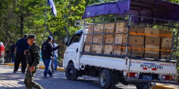 Habitantes de exbolsones vinculan bloqueo de paquetes escolares con espíritu de cooperación surgido tras fallo de La Haya