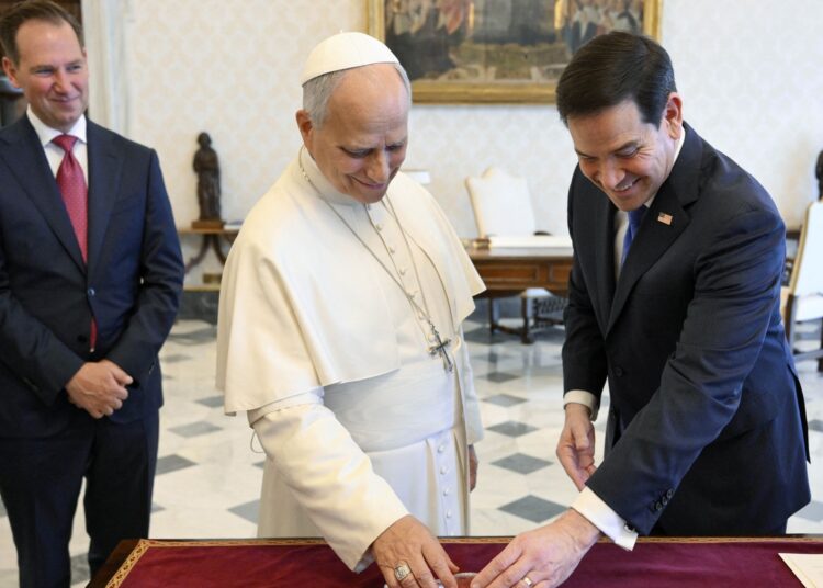 Marco Rubio y el papa León XIV dialogan en el Vaticano sobre paz y relaciones diplomáticas