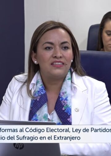 Patricia Godínez asegura que representación legislativa de la diáspora salda una deuda histórica con los salvadoreños en el exterior