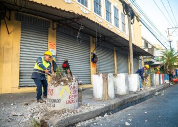 Municipalidad intensifica limpieza en el Centro Histórico tras retiro de puestos de ventas