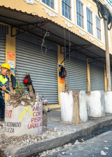 Municipalidad intensifica limpieza en el Centro Histórico tras retiro de puestos de ventas