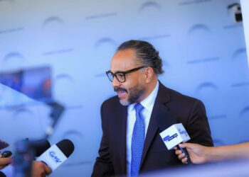 El Salvador sale de la lista corta de la OIT, destaca diputado Ernesto Castro