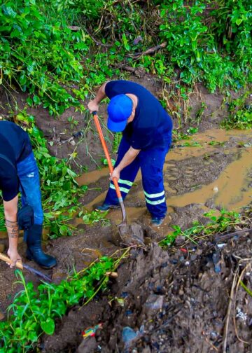 Ejecutan labores de mitigación en zonas vulnerables de Santa Ana Centro